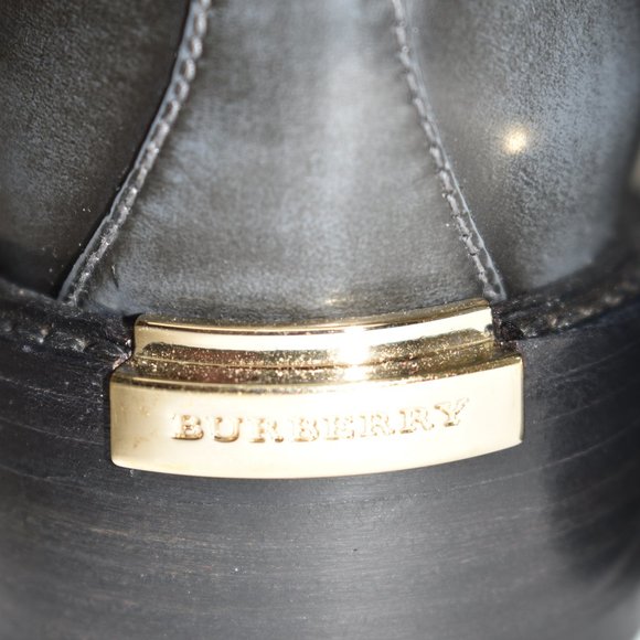 Burberry Women's Wingtip Bactonul Chelsea Boot Black Size 39.5 EU DD354 - Picture 8 of 9